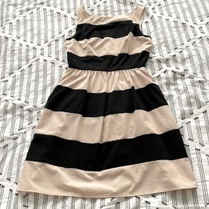 Black and Tan sleeveless dress size 5/6